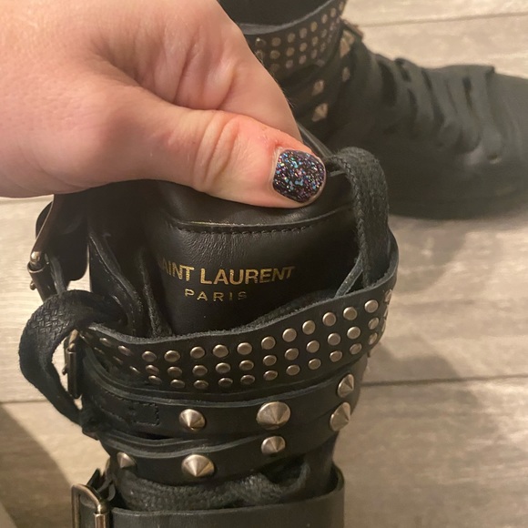 Saint Laurent court studs high tops boots - Picture 5 of 8